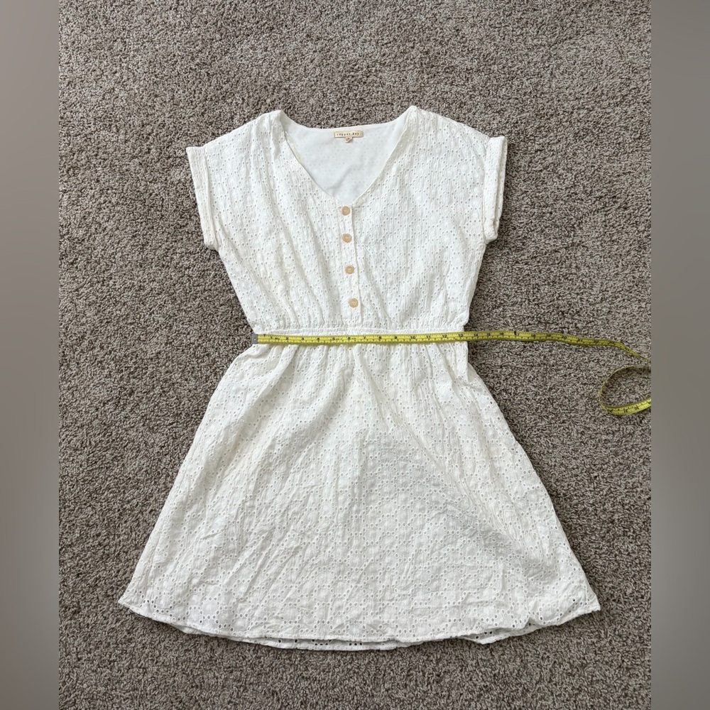 Copper Key White Eyelet Casual Button-Front Dress